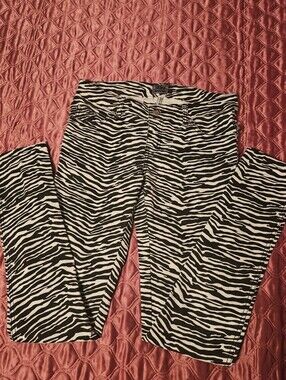 *NEW* Tripp NYC Zebra Print Sinny Jeans Size 7 MUST GO !